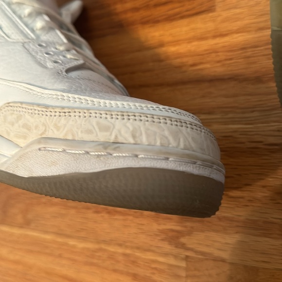 Mens Nike Air Jordan III Retro “Triple White” sz11.5 Desdstock VNDS Good Quality - Picture 8 of 14